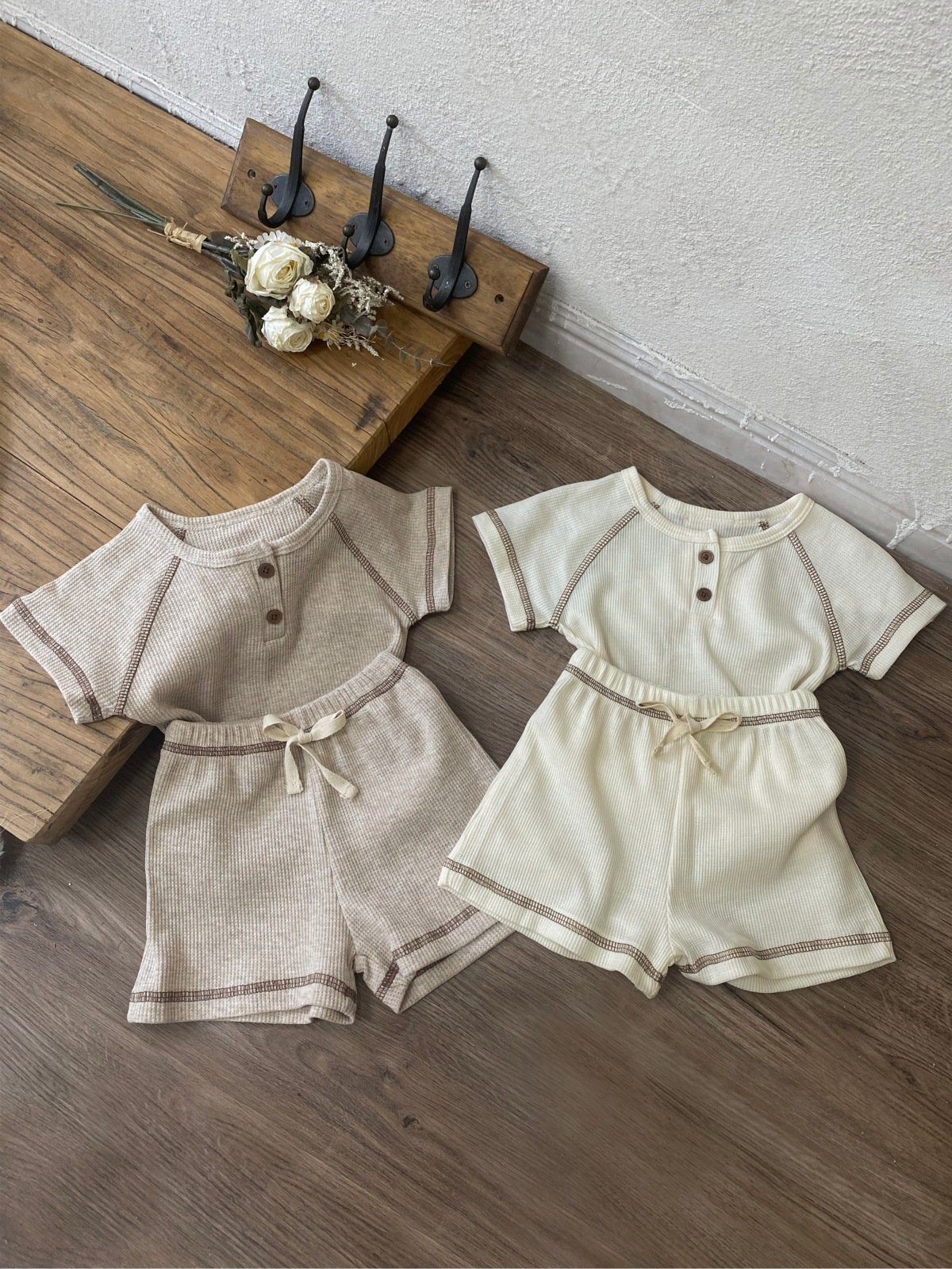 Boys short sleeve suit Summer girls baby Waffle two-button round neck T-shirt + shorts two-piece set