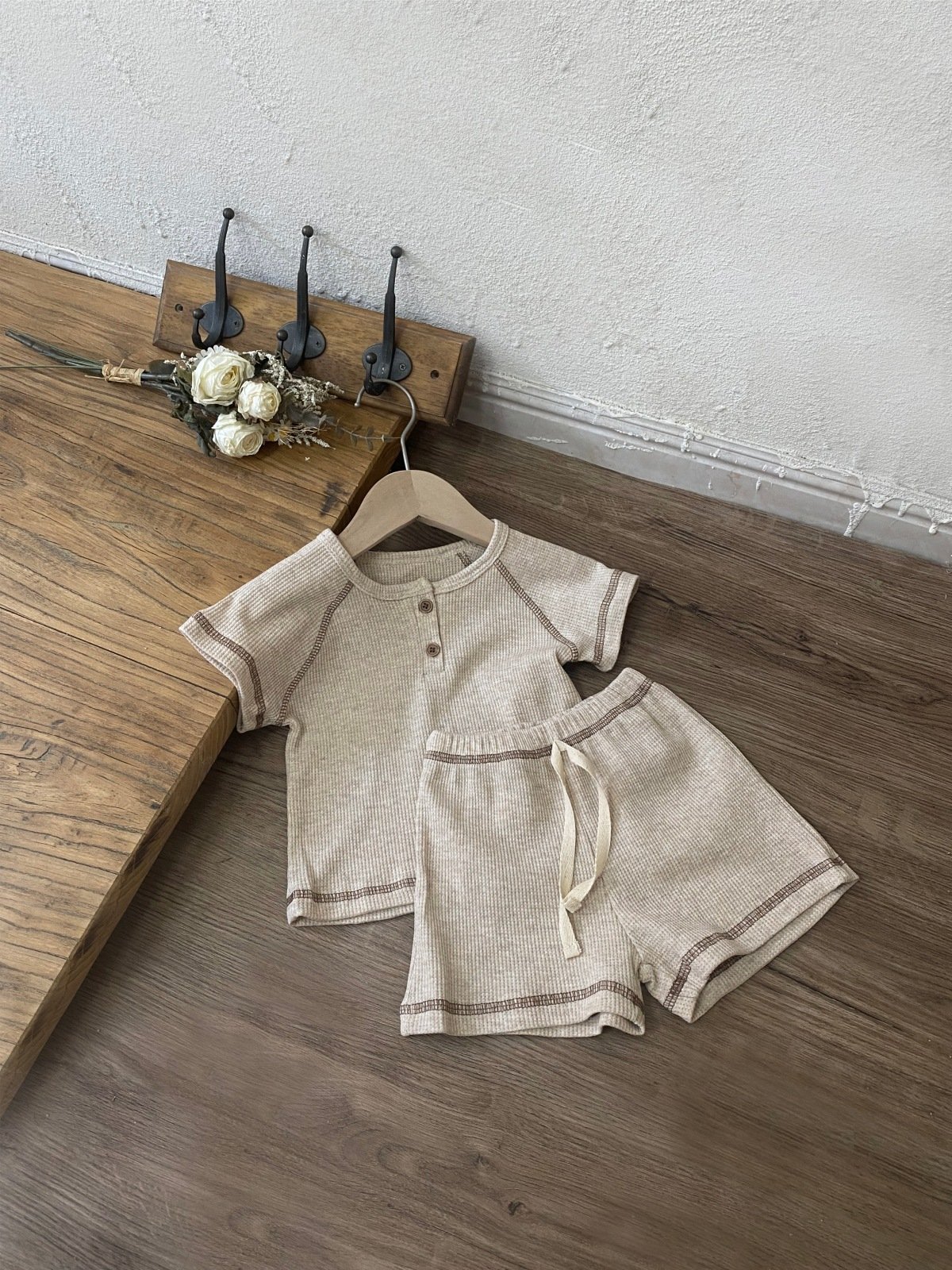 Boys short sleeve suit Summer girls baby Waffle two-button round neck T-shirt + shorts two-piece set