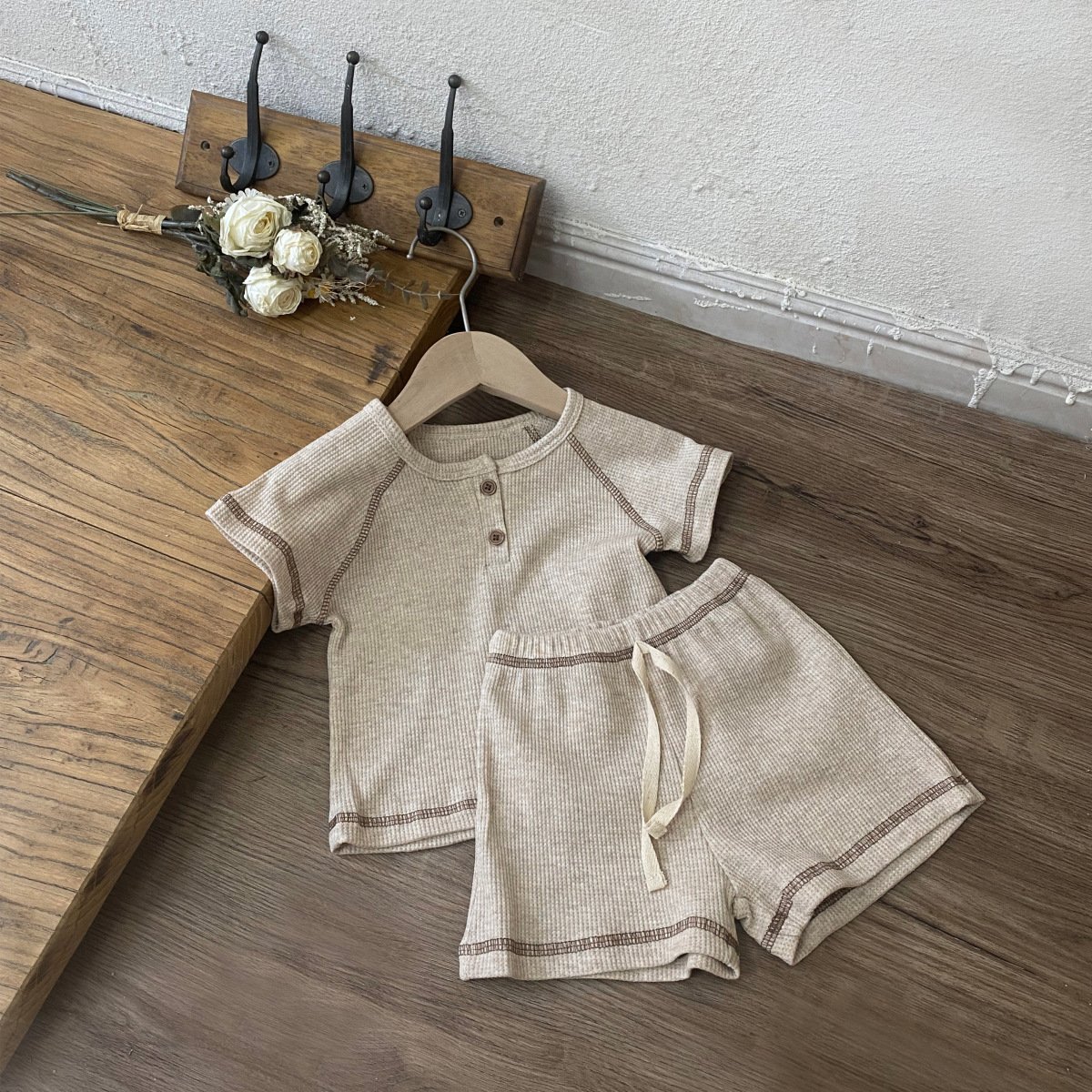 Boys short sleeve suit Summer girls baby Waffle two-button round neck T-shirt + shorts two-piece set