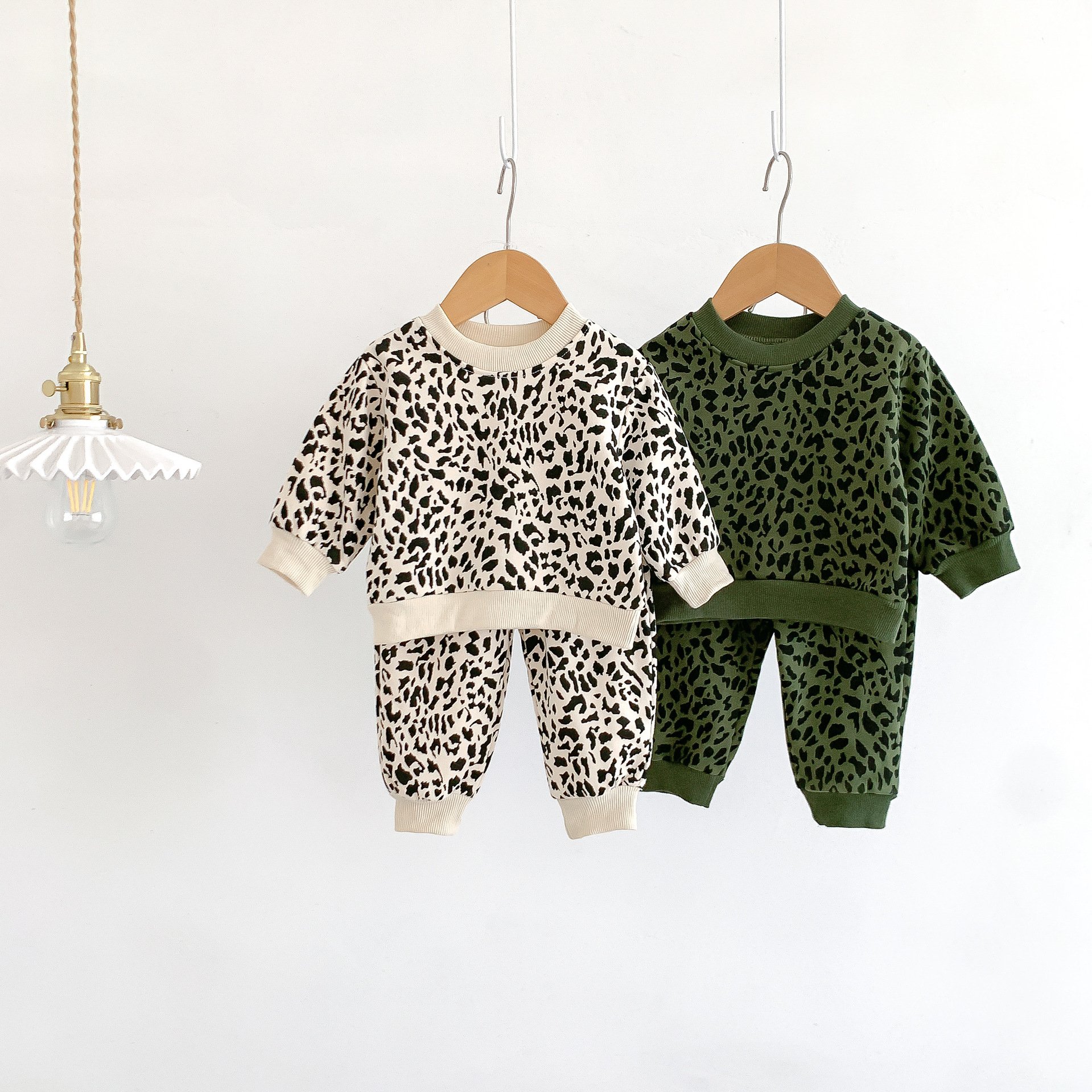 Autumn Newborn Infant Toddler Boys Girls Clothes Long Sleeve Cotton Leopard Top Pants Baby Clothing Set