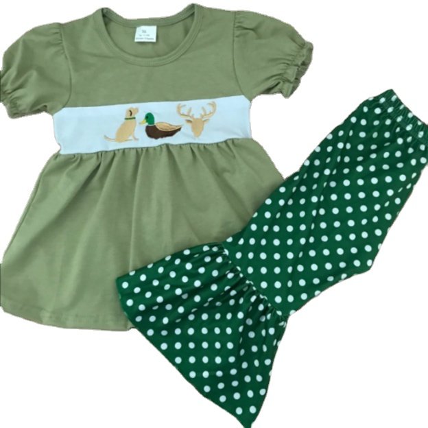 Wholesale winter children's clothing hunting embroidery outfit toddler knit cotton girl 2 piece boutique clothes sets