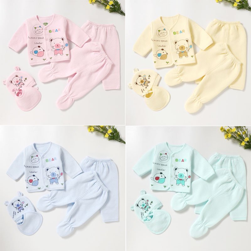 Newborn Layette Gift Set for Baby Boys Girls 5 Piece Gender Neutral Newborn Clothes & Accessories Set