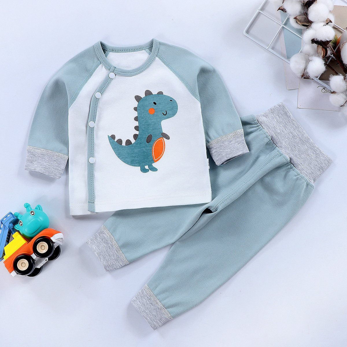 Wholesale cartoon soft cotton kids Pajamas 2 Set girl boys children long sleeve t-shirt and pants set