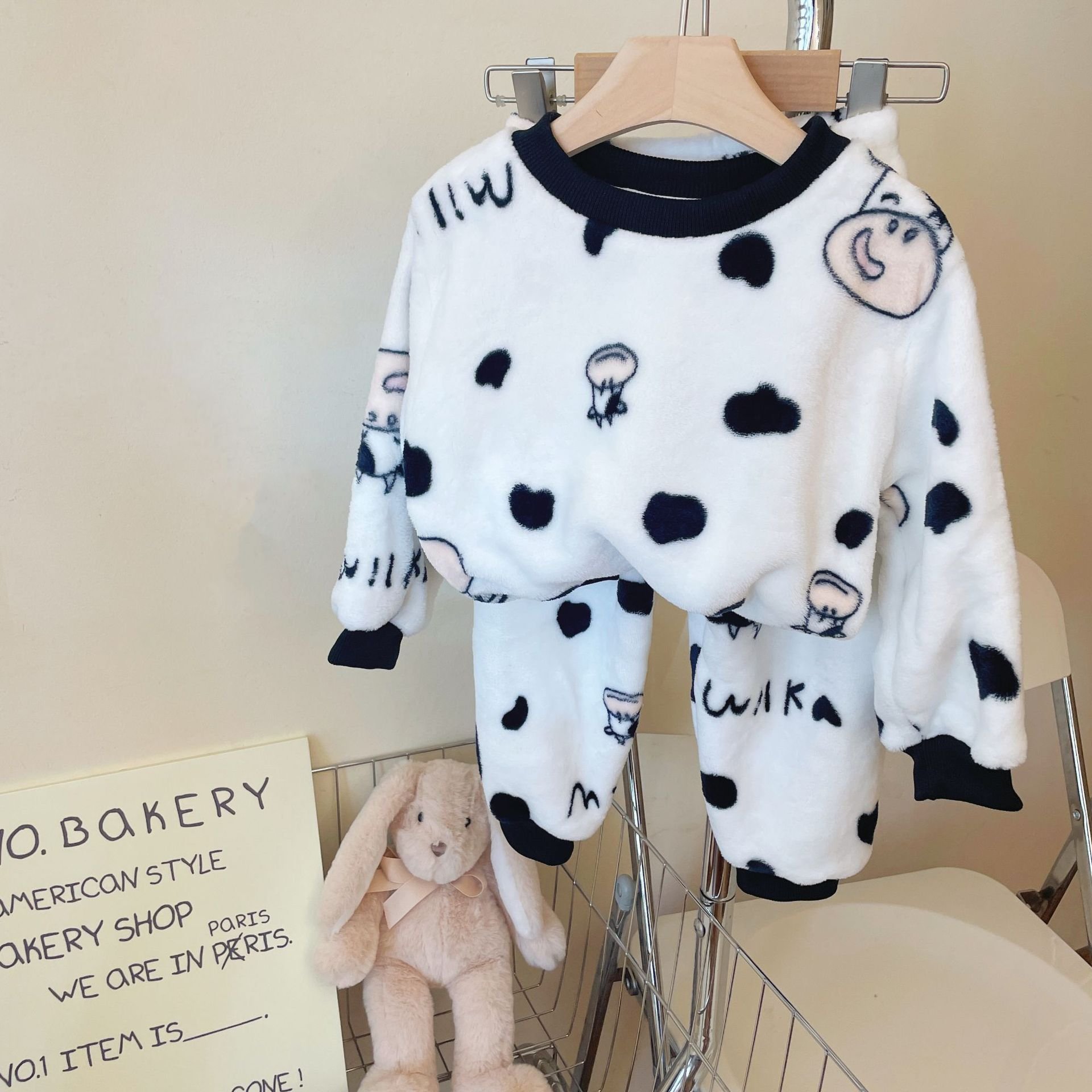 Kids Warm Trouser Suit Winter Flannel Pajamas And Home Wear Boys and Girls Sleepwear
