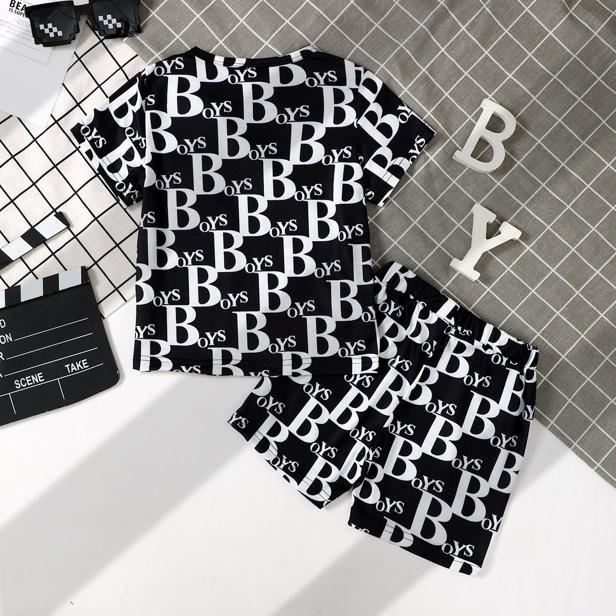 New arrival summer toddler Boys Clothing Sets short sleeves allover letter printed T-shirt + shorts2 Pieces outfits for kids
