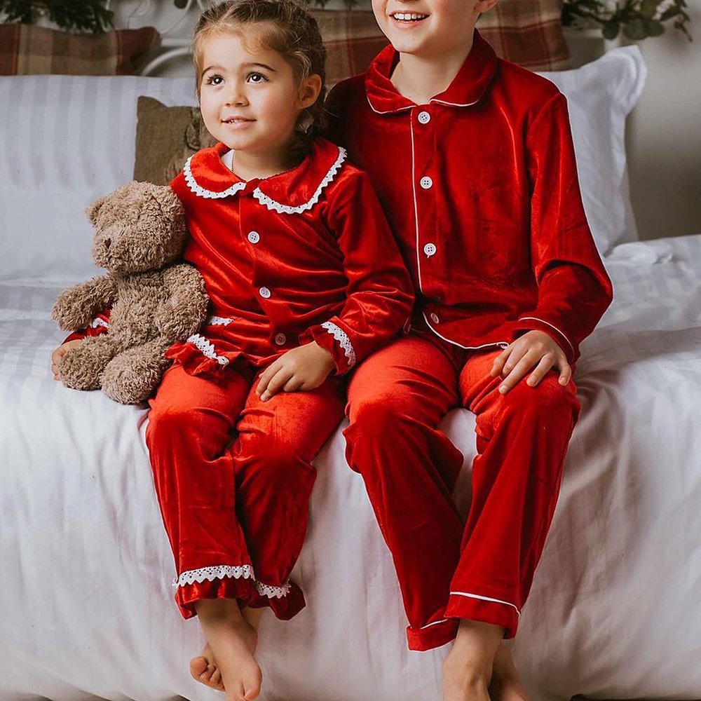 Christmas Red Winter Velvet Boys And Girls Pajamas Set Wholesale Two Piece Button Up Kids Pajama sets