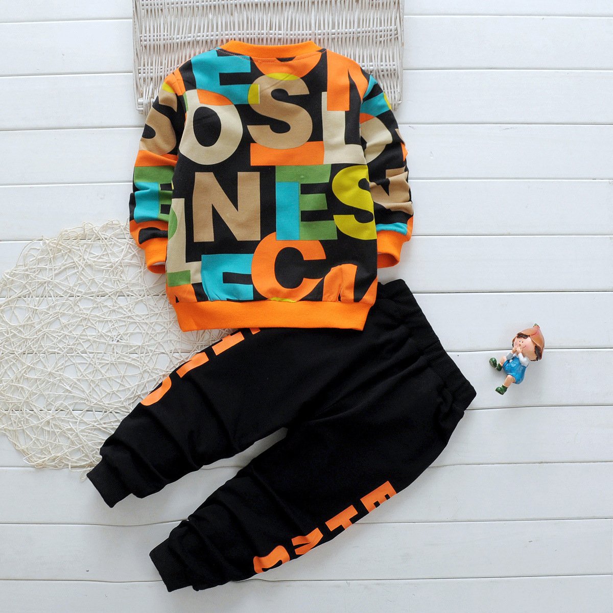 Casual Two-Piece Long Sleeve Children's Suit for Boys and Girls Solid Style Spring Vest with Cartoon Design Baby Clothes