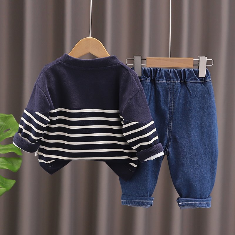 Boys autumn suit 2024 new foreign style baby children's clothes one-year-old boy baby striped cardigan three-piece set