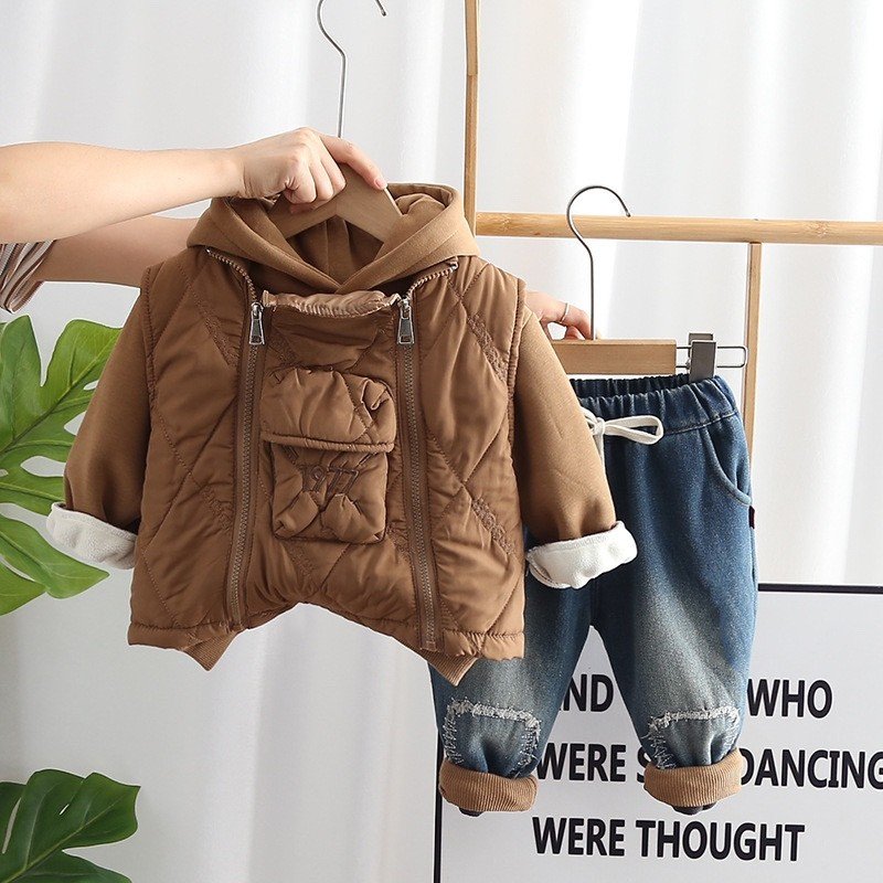 Wholesale fashionable baby winter suit hot sale warm boys clothing sets 4-5 years casual and lovely 3pcs set clothes for baby