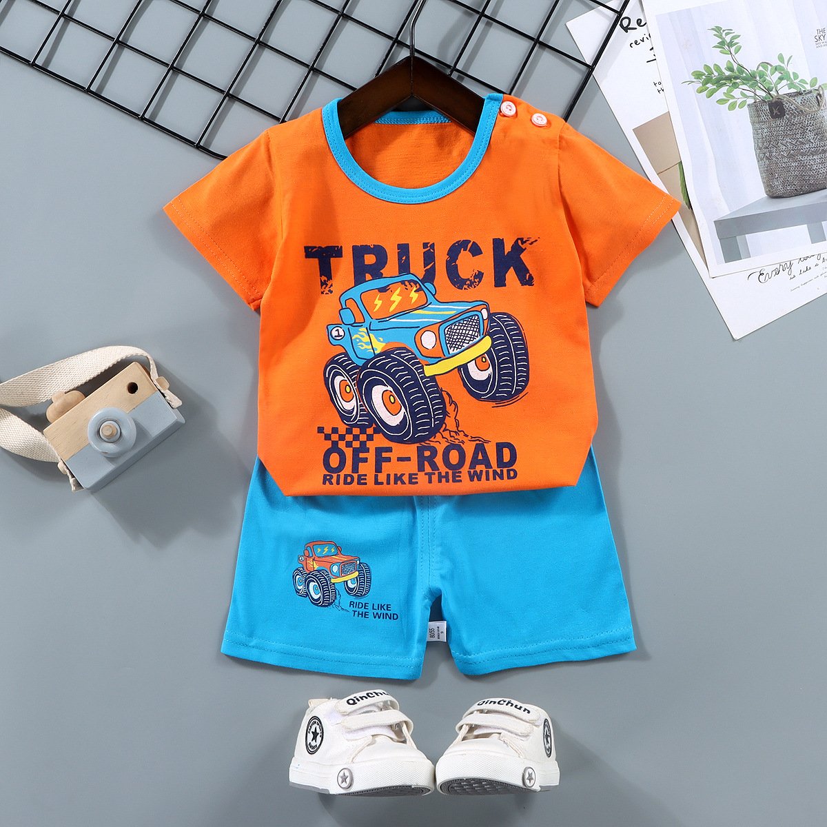 2024 Summer Children's Short Sleeve Cotton Suit Boys T-Shirt & Girls Shorts Summer Baby Clothing ODM Wholesale with Animal print