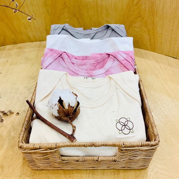 Best Price Organic Cotton Pajamas Set for Kids Summer Casual Clothing with Natural Dye OEM ODM Service from Vietnamese Supplier