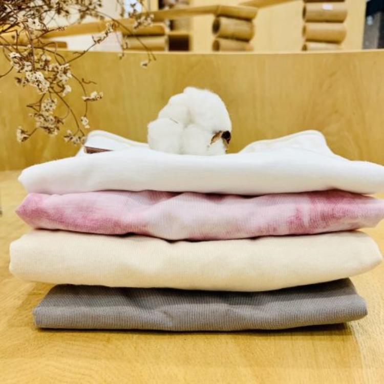 Best Price Organic Cotton Pajamas Set for Kids Summer Casual Clothing with Natural Dye OEM ODM Service from Vietnamese Supplier