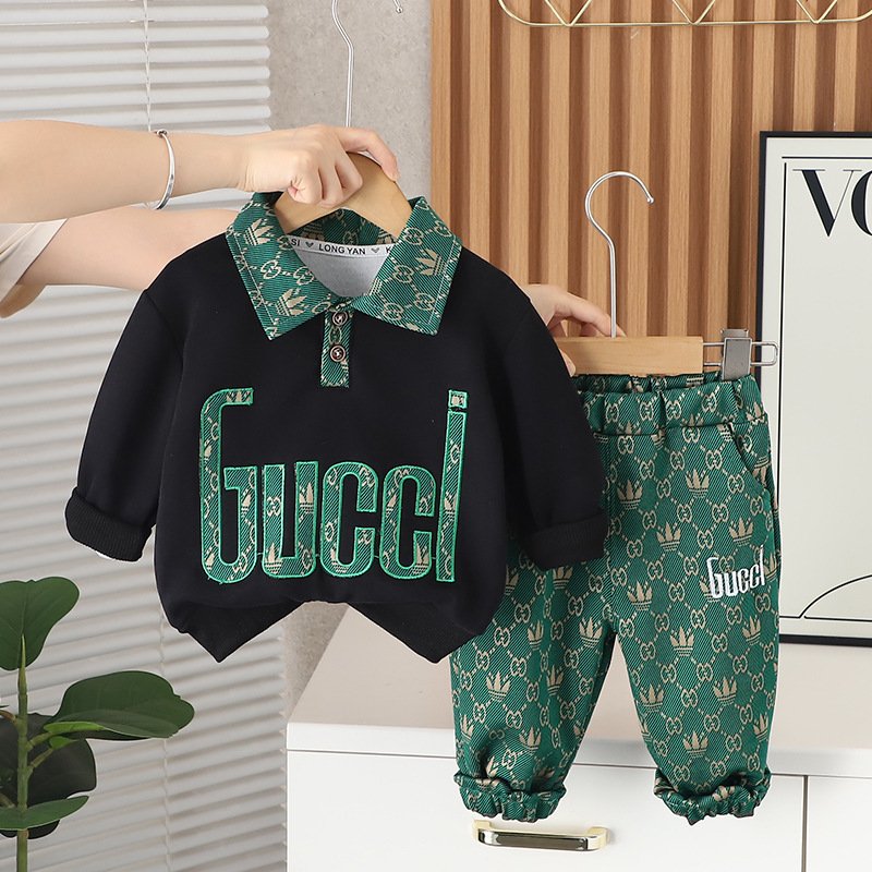 Wholesale Boys 2 Pieces Clothing Set long sleeves cartoon letter pullover top + pants sport outfits for kids