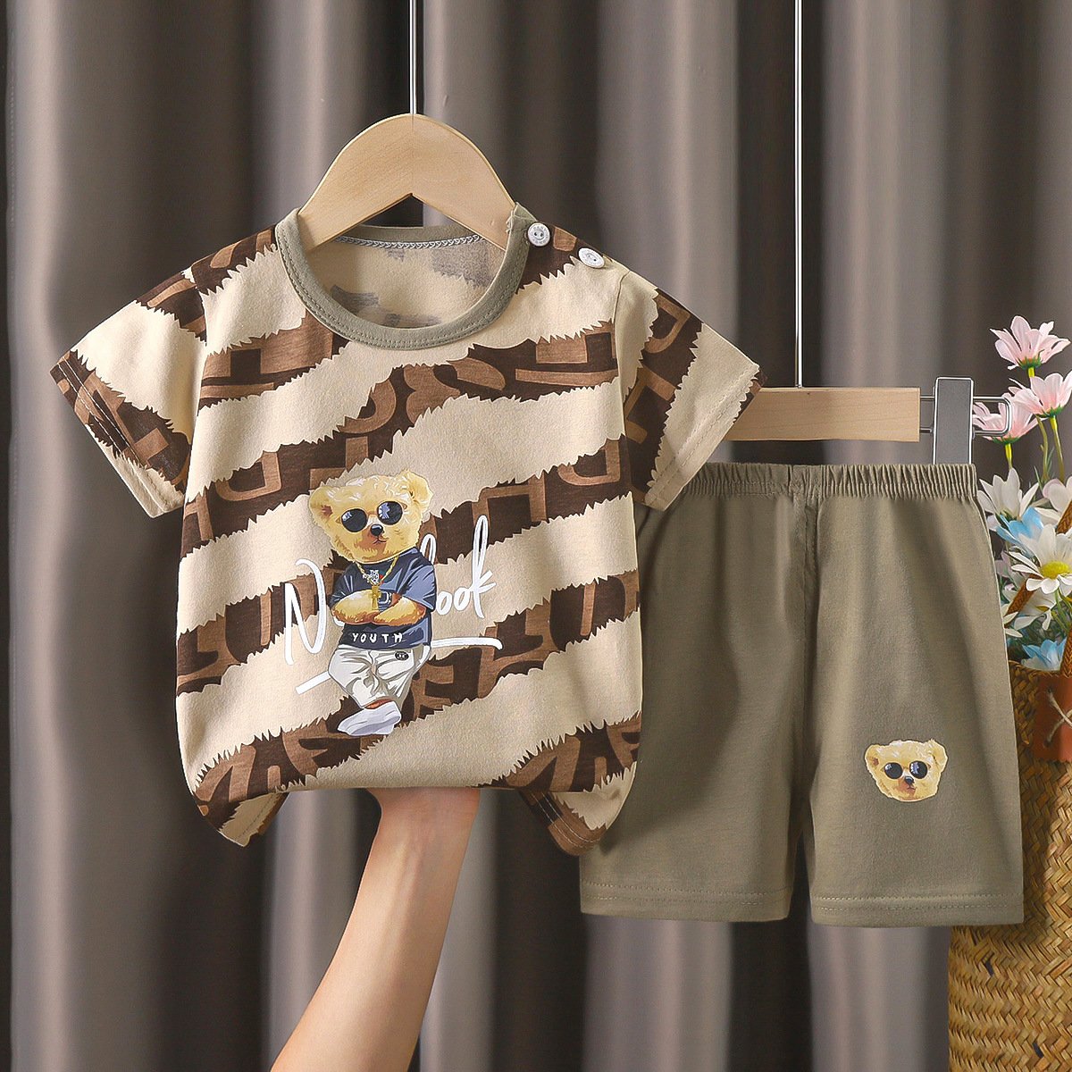 Wholesale cotton cartoon home wear kids clothing Plain kids jogging suit summer suit for boy Kids short sleeve track suit