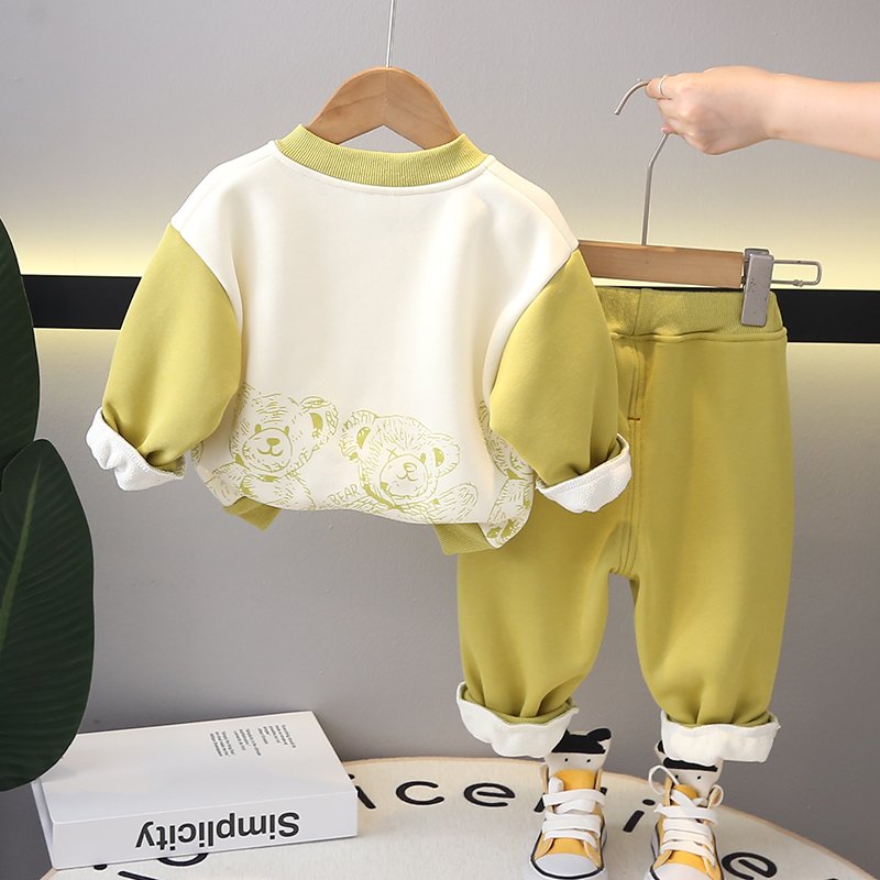 Boys' autumn and winter clothing set 2024 new children's winter plus fleece Cubs baseball coat two-piece set