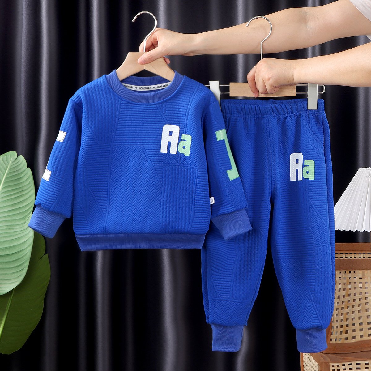 Children's Autumn New Sweater Spring and Autumn Boys' Fashionable Leisure Sports Set
