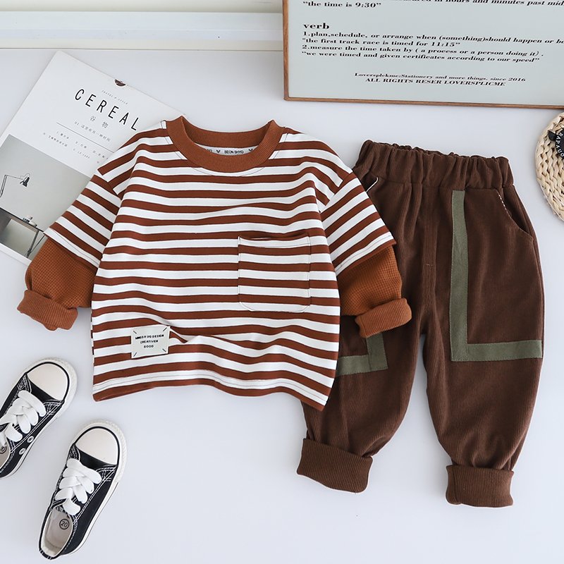 2024 factory wholesale Cartoon car design 1-5 Years Kids Clothes Boy's sets Cartoon hoodie + pants baby boys clothes set cloth