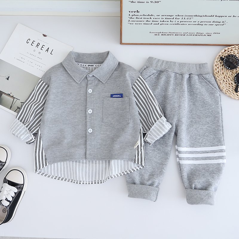 2024 factory wholesale Cartoon car design 1-5 Years Kids Clothes Boy's sets Cartoon hoodie + pants baby boys clothes set cloth