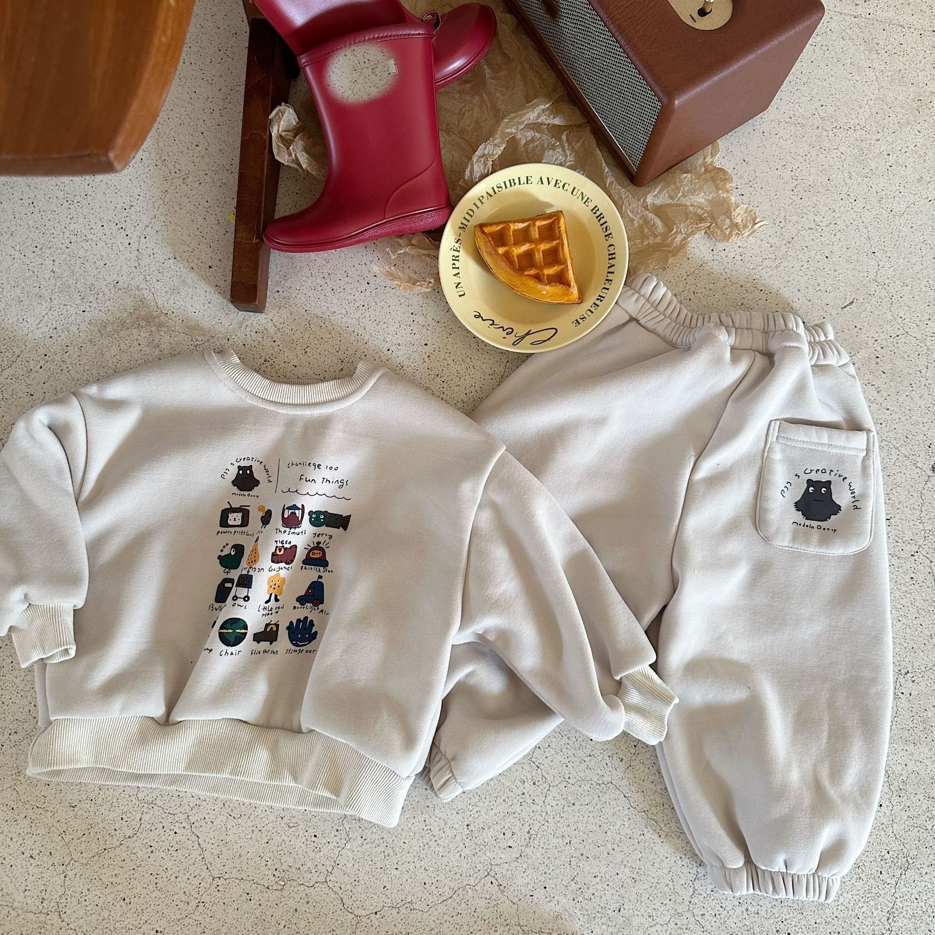 Custom Autumn kids sweatsuit sets Fashion Letter Print two piece sweater pants set Sweatshirts Casual toddler boys clothing sets