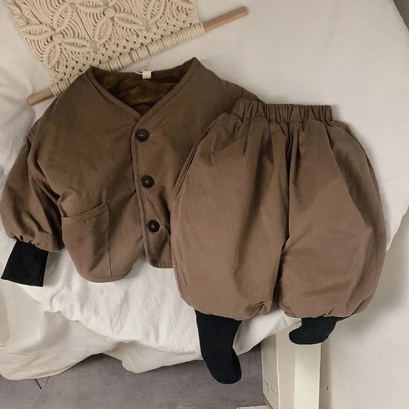 Wholesale Autumn and Winter Children Clothes Boys Handsome Coat Sets Kids Thicken Brushed Clothing Children Two-Piece Sets