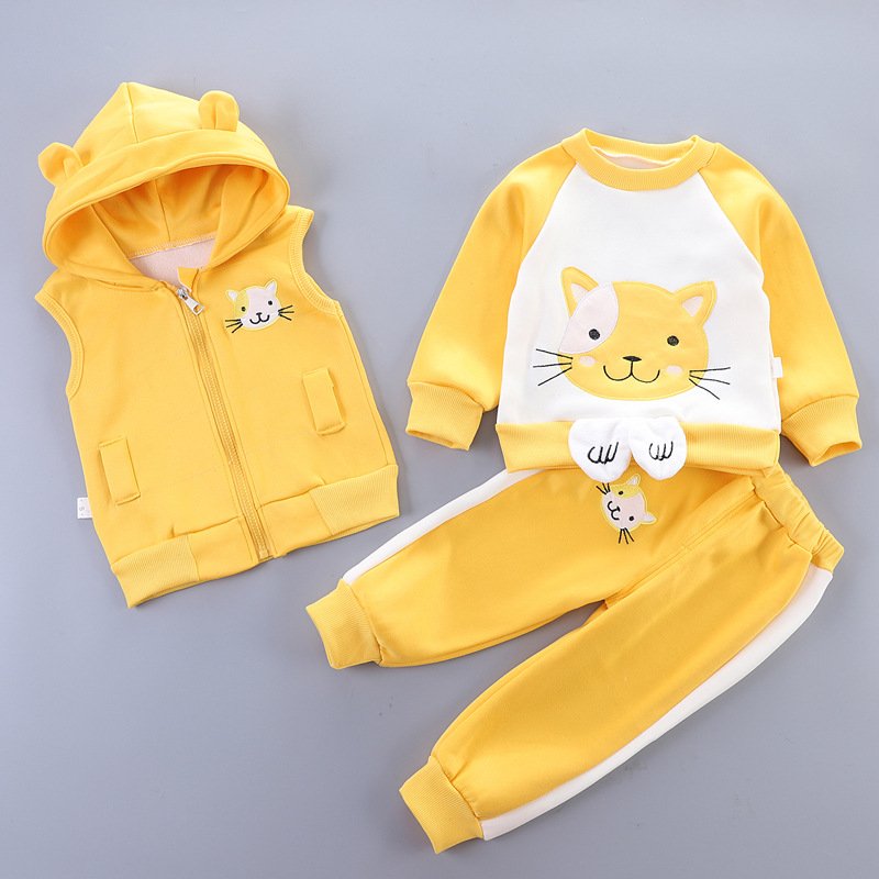 Girls' Spring and Autumn Three Piece Set Baby 0-3 Year Old Children Autumn and Winter Plush Set