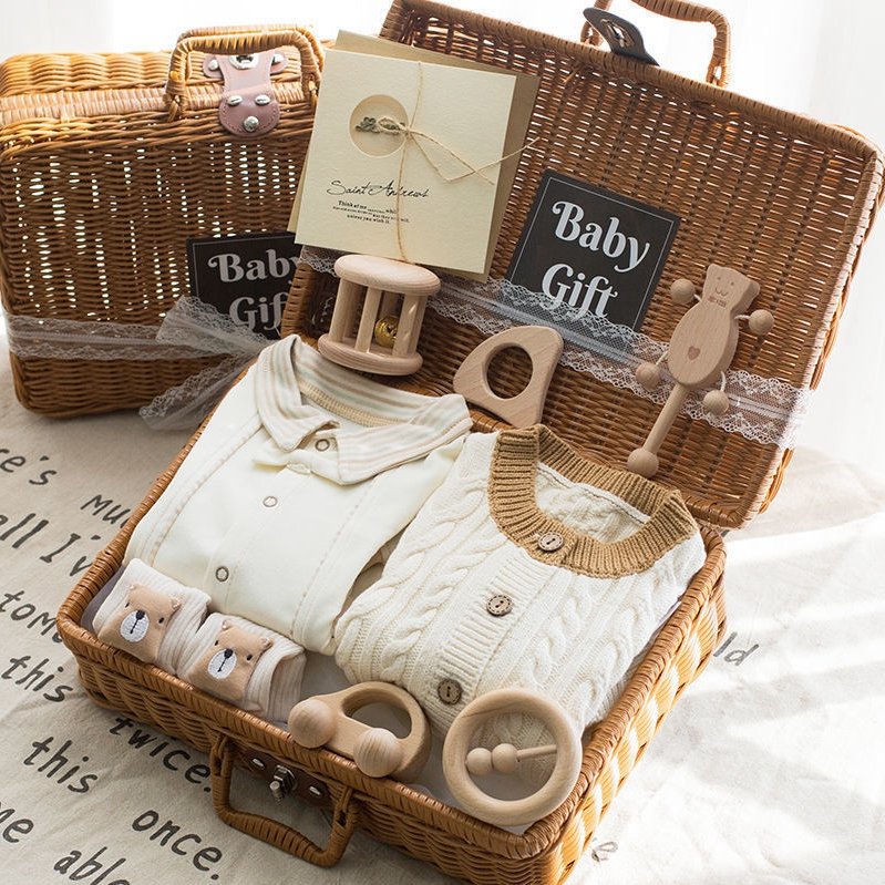 12Pcs Baby Rompers Jumpsuits Clothing Sets With Luxury Box Soft Cotton Clothes And Wooden Teething Toys Newborn Gift Set