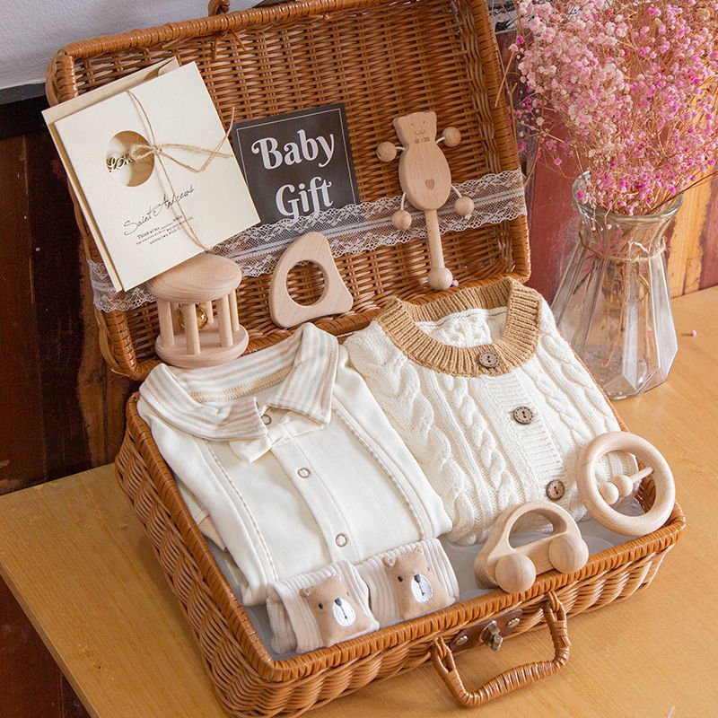 12Pcs Baby Rompers Jumpsuits Clothing Sets With Luxury Box Soft Cotton Clothes And Wooden Teething Toys Newborn Gift Set
