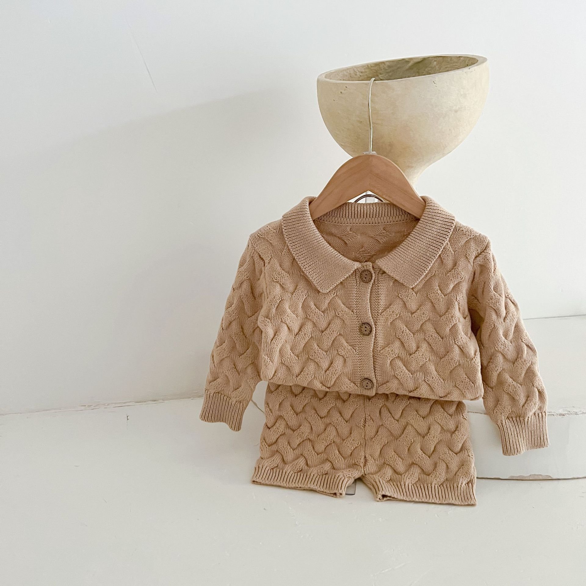 Spring Baby Boy Girl Fried Dough Twist Cardigan Sweater Suit Solid Shorts Coat Suit Newborn Baby Clothes Set