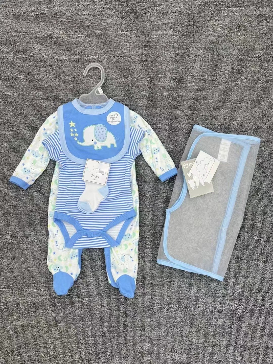 Wholesale High Quality Newborn Long Frogsuit Short Onesies Socks And Bib 4-Piece Set Baby Cartoon Set Newborn Cute Sets