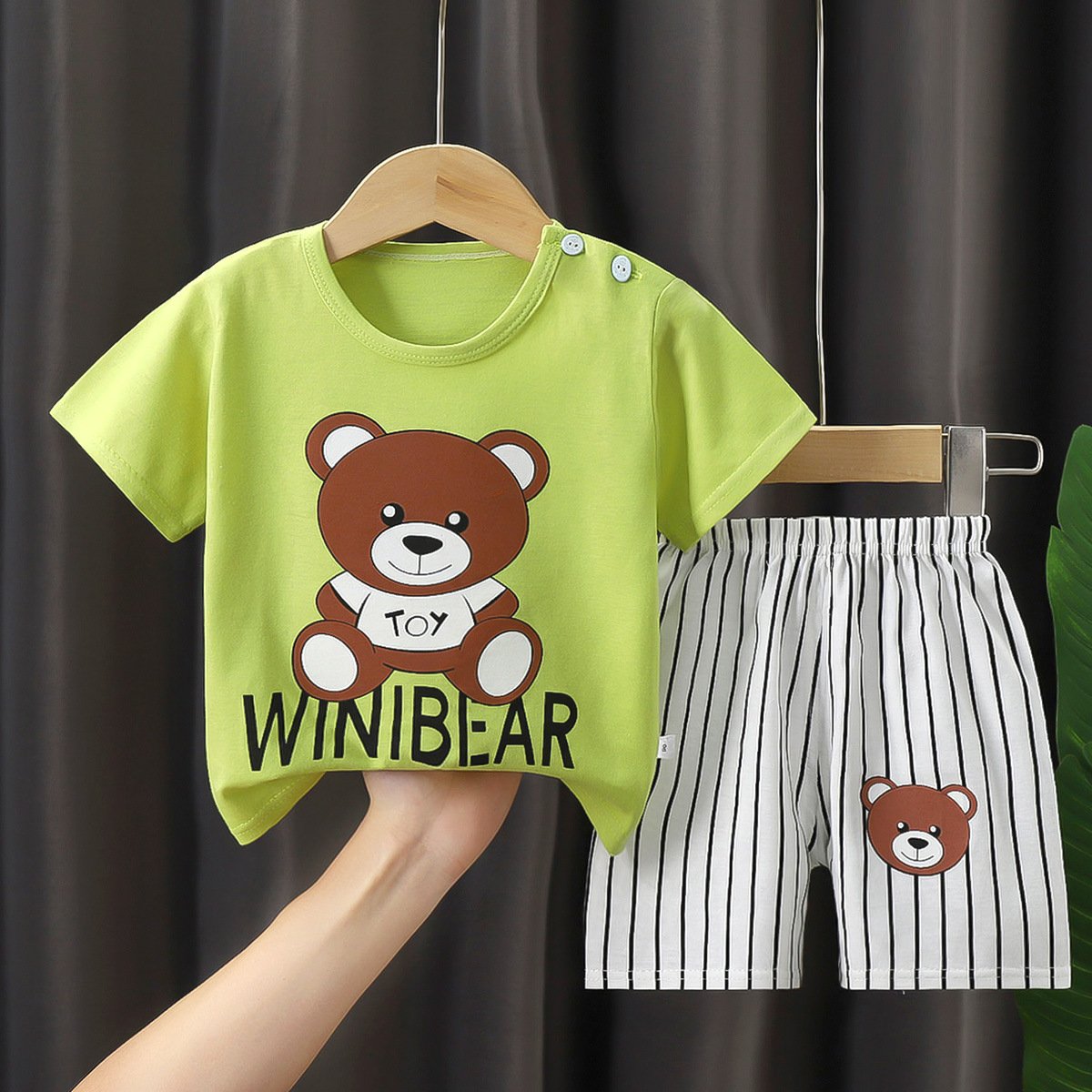 Children's short-sleeved suit 0-6 years old summer shorts summer boys and girls cotton T-shirt