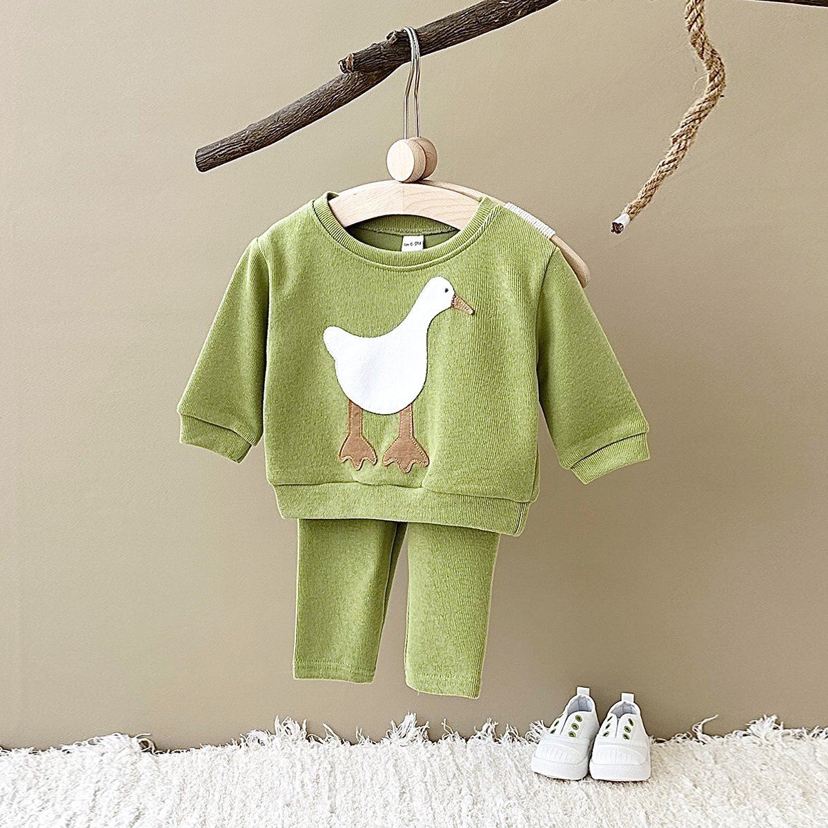 Wholesale Autumn Baby Clothes Spring Cotton Cartoon Animal Applique New Born Baby Set 2pcs Clothing Infant Casual Sportswear
