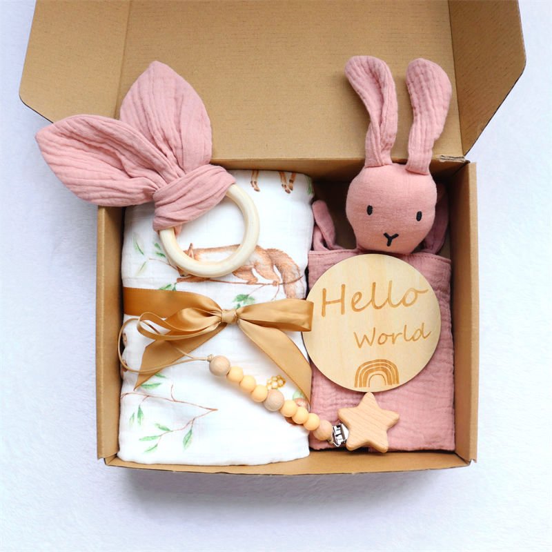 2023 new arrival new born baby gifts set organic cotton Swaddle blanket baby shower gift set