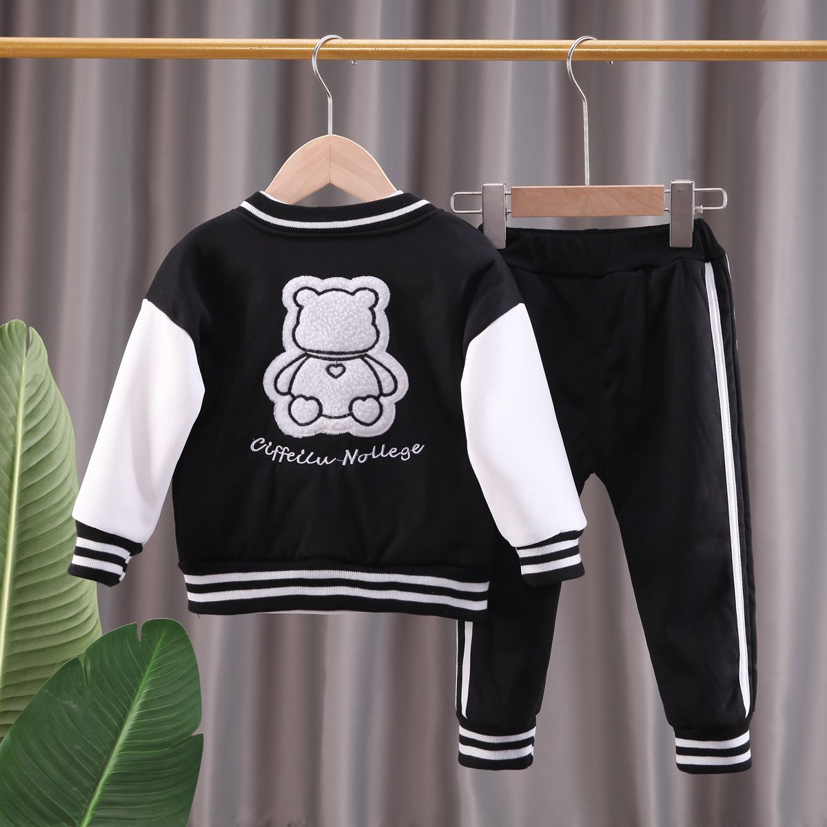 Conyson Wholesale Price Boys girls Baby Sets Autumn Children's Hoodie Winter Cartoon Cute Bear Soft 3-Piece Kids Clothes Set