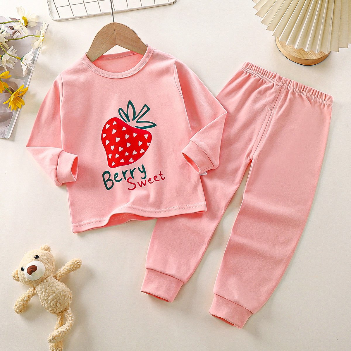 Wholesale Price Cartoon Baby Clothes Kids Pajamas Long Sleeves Boys Girls Home T-shirt Pants Clothing Sets 2-pieces Suit