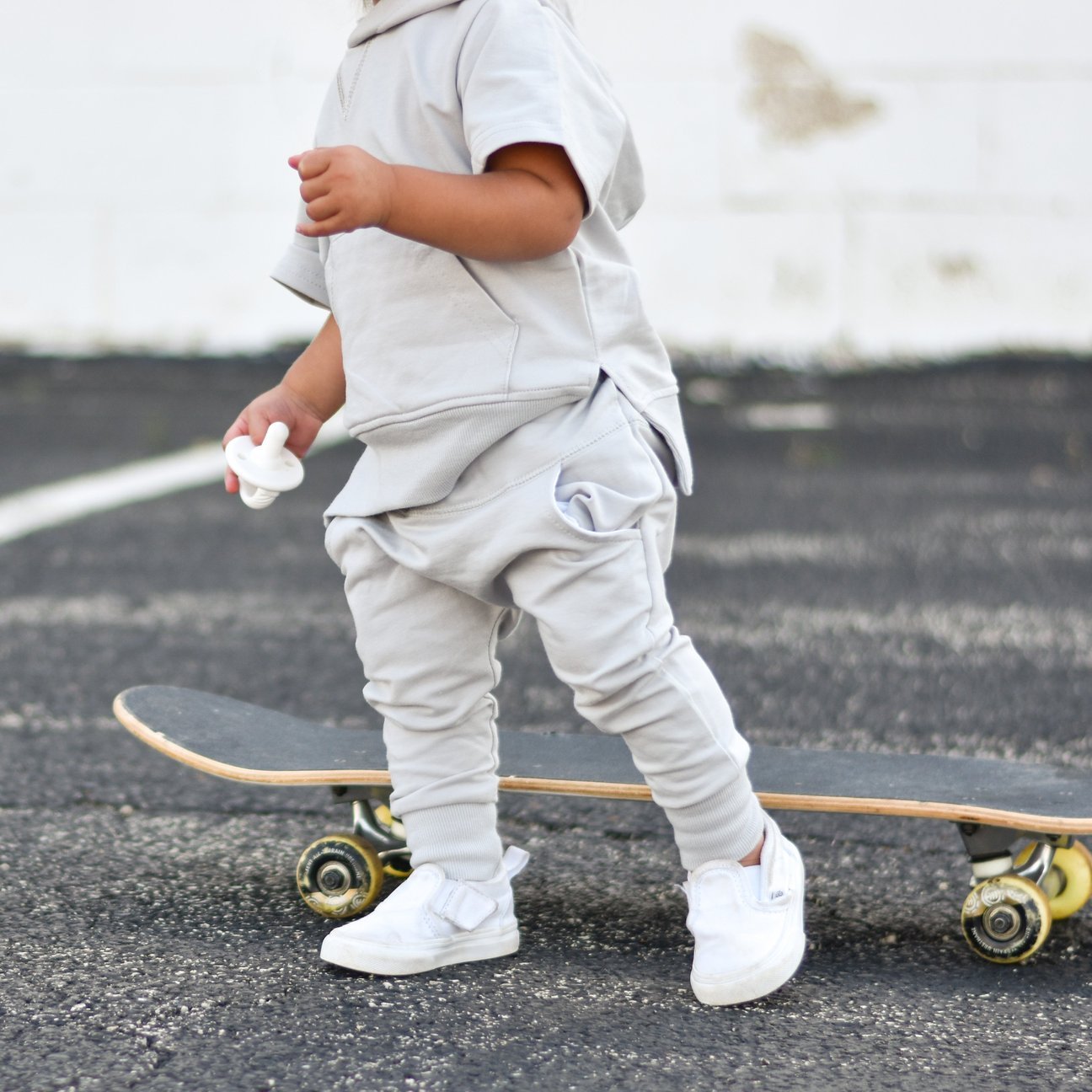 Kid Spring Joggers Suits Sets Short-sleeved Hoodies Track Pants With Pockets Custom Street Wear Boys Track Suits Slim Fit