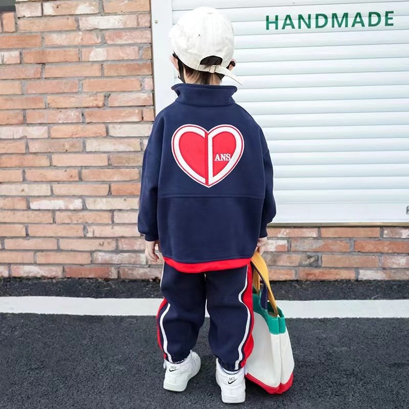 OEM Fall Winter Casual boys Top Pants Sports Suit Heart Design Athletic Hoodie Kids 2Pcs Boys clothing set
