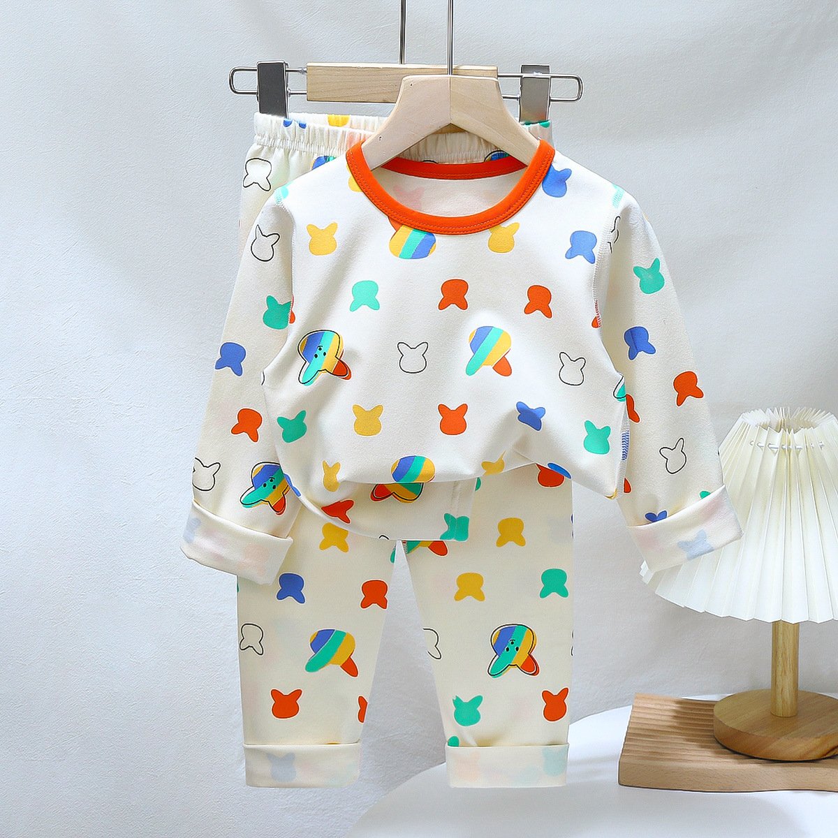 Wholesale of children's boneless pajamas set baby cotton autumn clothes and autumn pants set