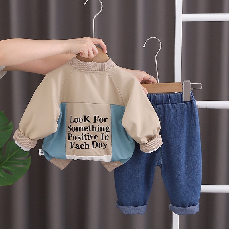 2024 New Design Children Clothes Patchwork Stand-up Collar Jacket with Lettering Inside and Denim Trousers Boys Clothing Sets