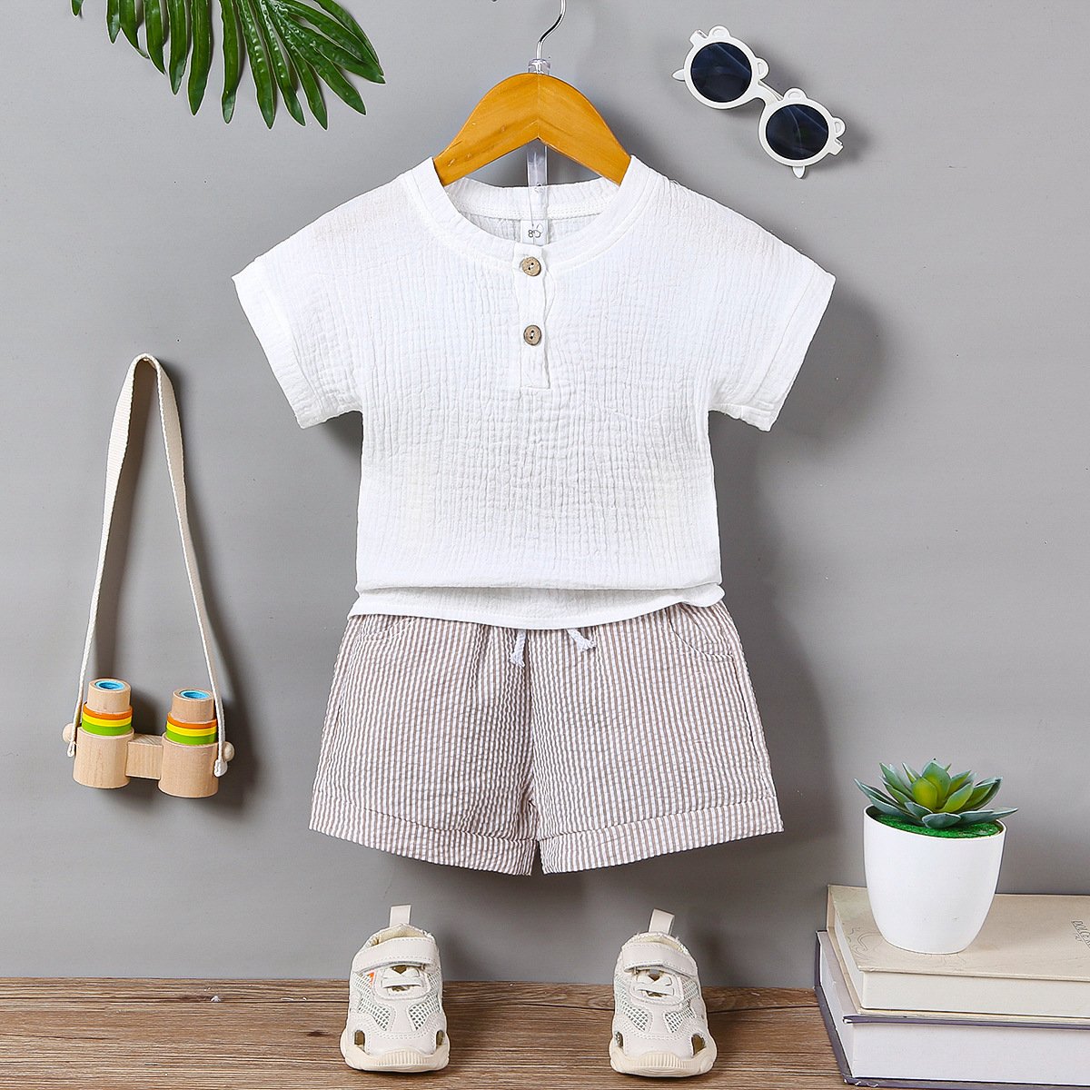 2024 manufacturers bulk wholesale Hot Sale Short Sleeve Kids T-Shirt clothing Outfit Two Pieces Set Summer
