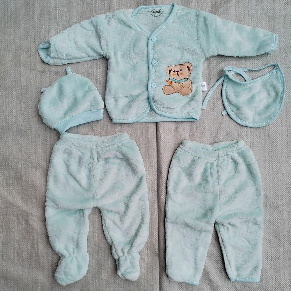 0-6 Month Newborn Baby Products 5 Piece Newborn Essentials Baby Clothes Wholesale Winter Cute Layette Gift Set