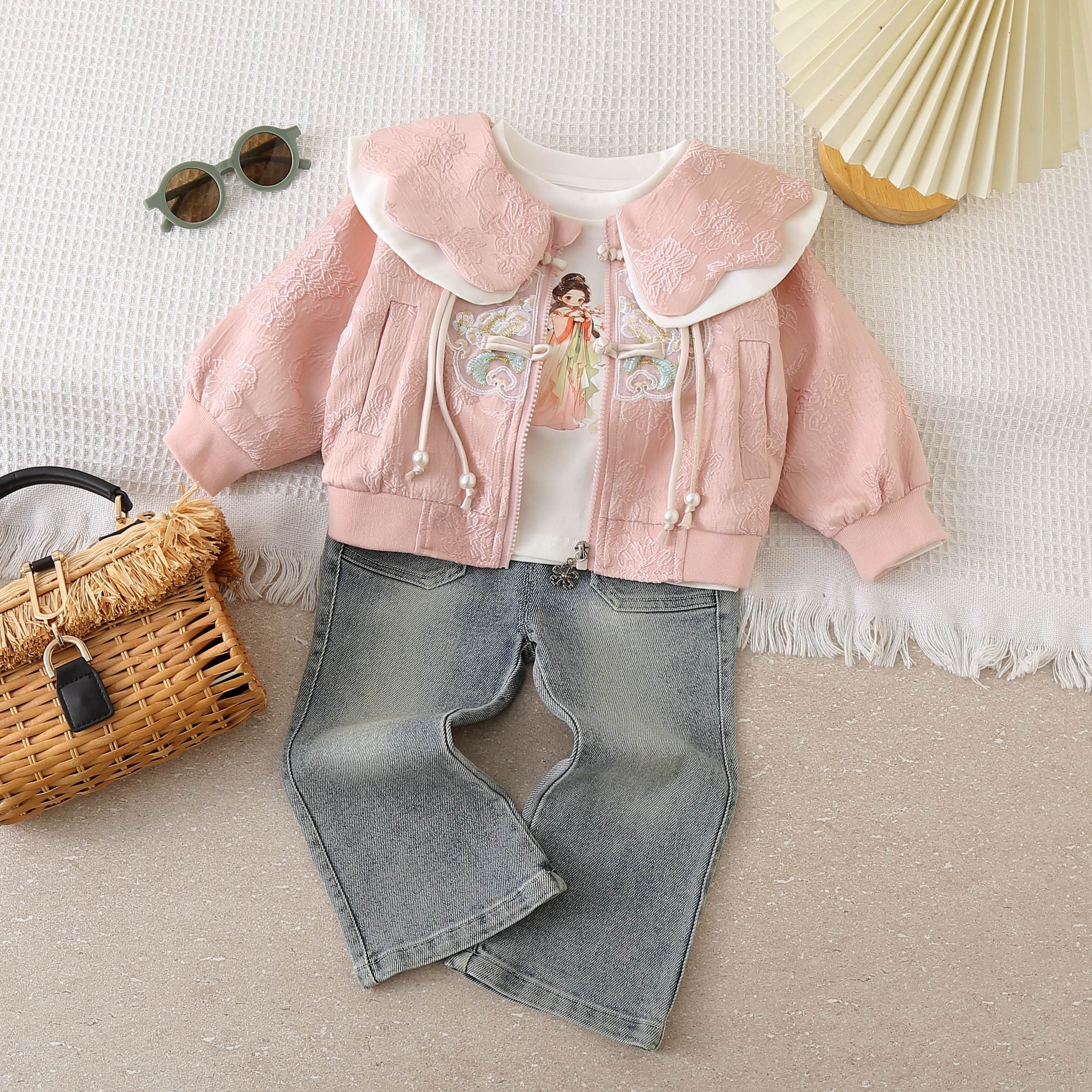 2024 New Girls Casual 3-Piece Sweater Set Soft Shell Fabric Fashionable Children's Clothing with Cartoon Pattern for Autumn