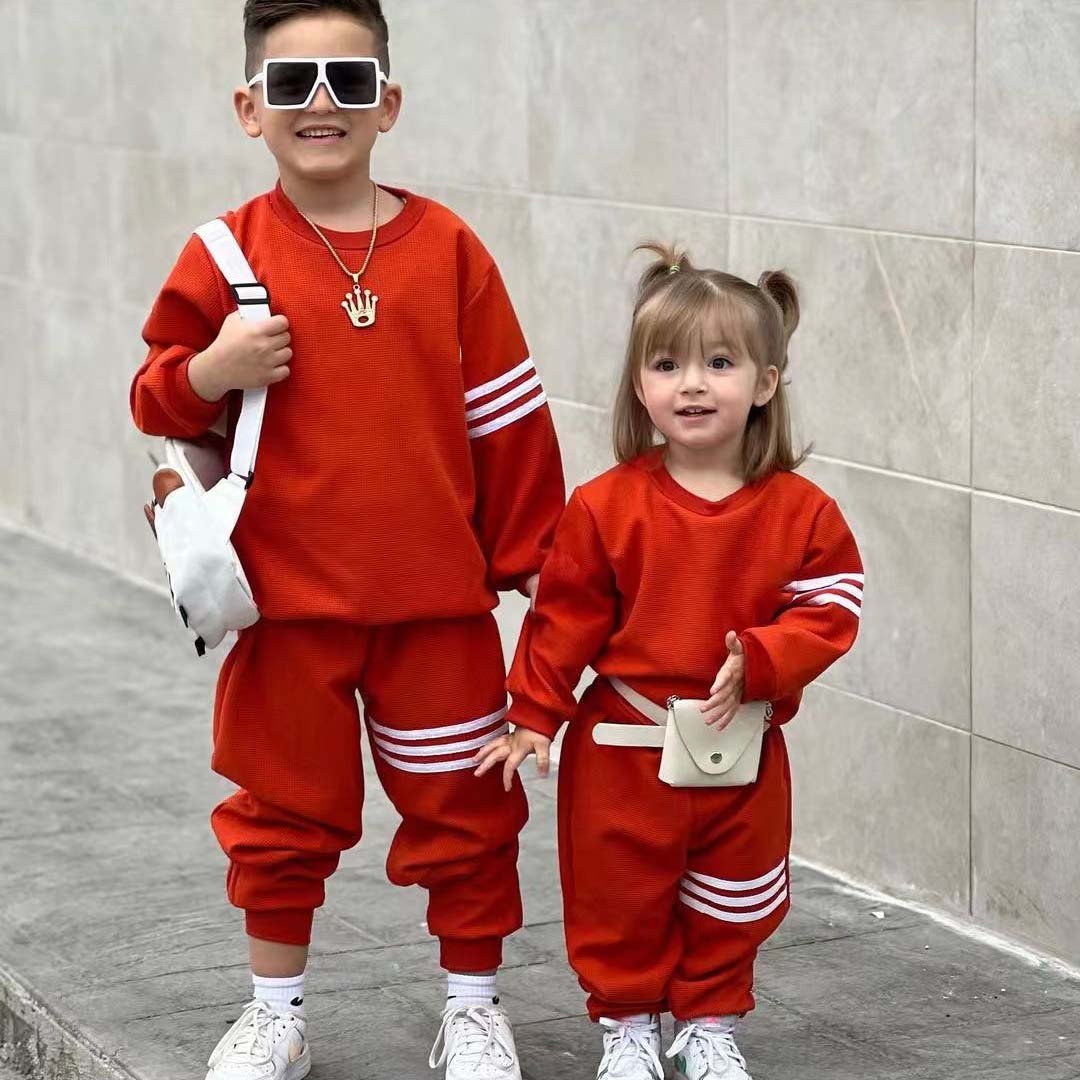 Custom Trendy Striped Long Sleeve Sports Striped Baseball Uniform 2-8T Autumn Cotton Casual Boys And Girls Clothing Sets 2023