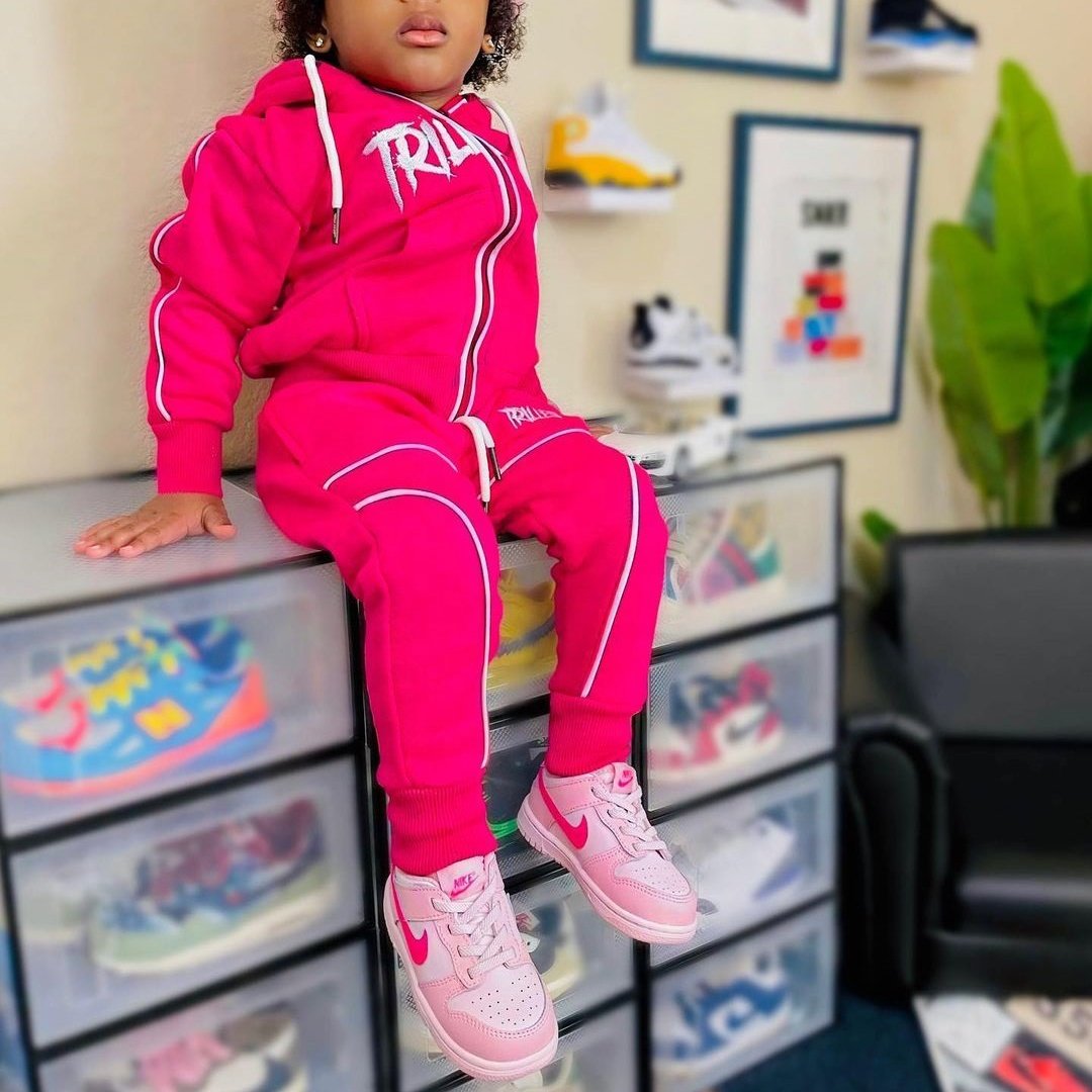 Custom Logo Kids Clothing Sets 3d Embroidery Zip Up Hoodie Cargo Pants Slim Fit Joggers Suit Streetwear Sweatsuit Sweatpants Set