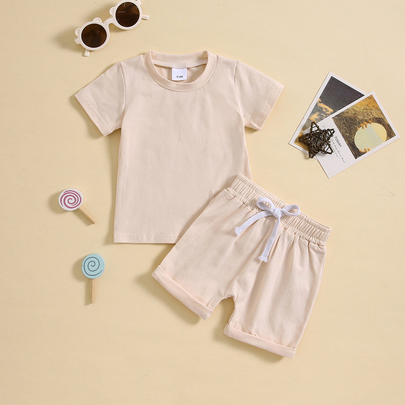 Korean version of simple children's clothing for boys and girls, short sleeved shorts ports two-piece set, summer outfit