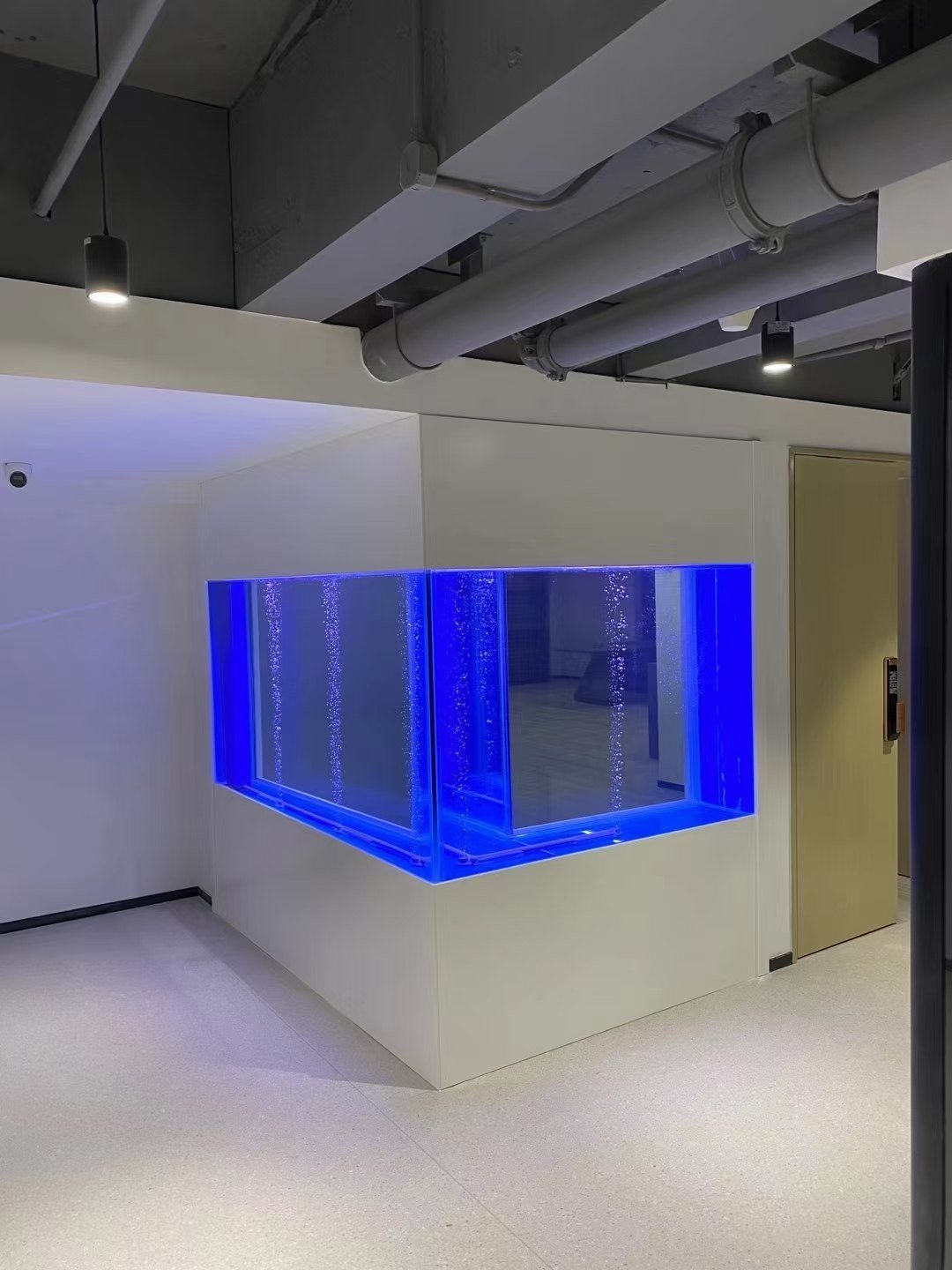 Glass Fish Tank Aquarium Acrylic Tank Customizable High Crystal Plastic Tank for Sale Aquariums & Accessories 5l UV Protection