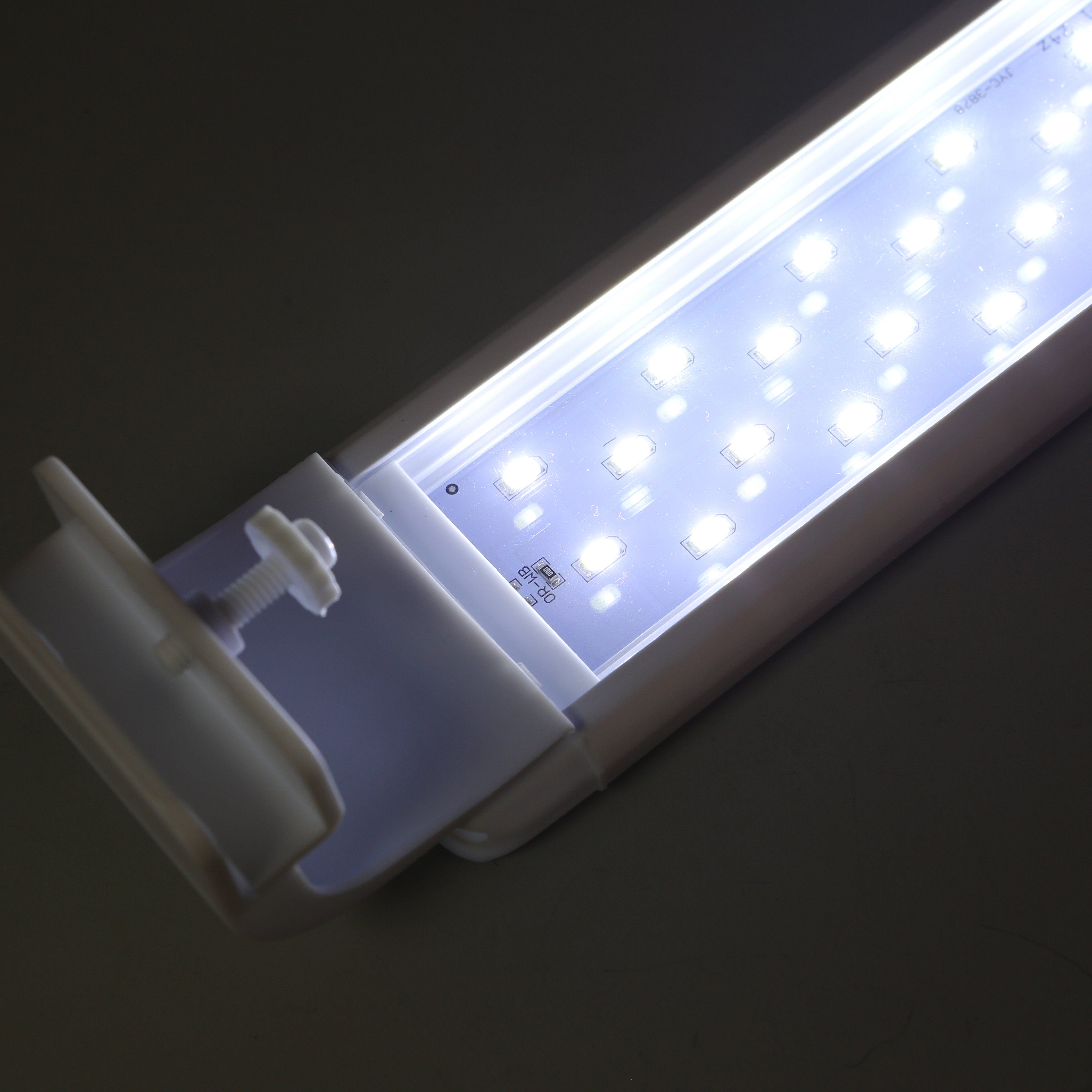 Aquarium fish tank ultra thin bright all optical spectrum led light professional LED water grass lamp