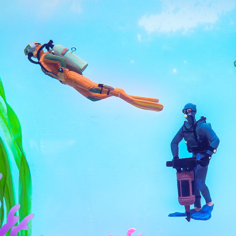 Ready to Ship Fish Tank Aquascape Decoration PVC Diver Model Plastic Diver Figures Aquariums & Accessories