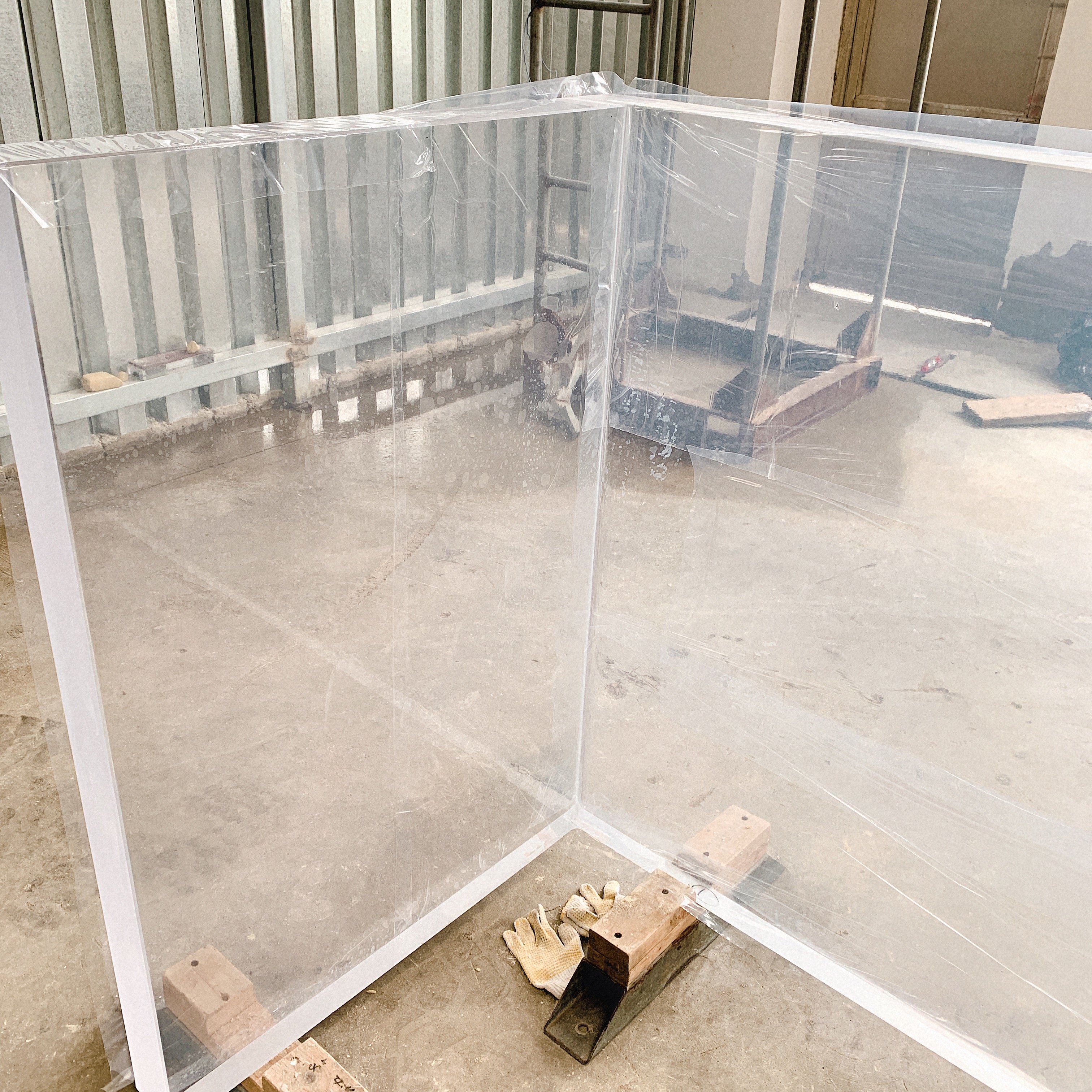 china supplier cost effective solid acrylic sheet for aquarium