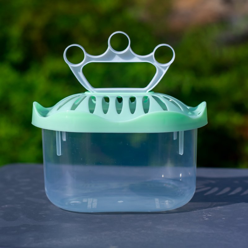 18.5x12.3x16cm Plastic Container for Reptiles Crickets Lizards Amphibians for Water-based Goldfish Aquariums and Turtle Tanks