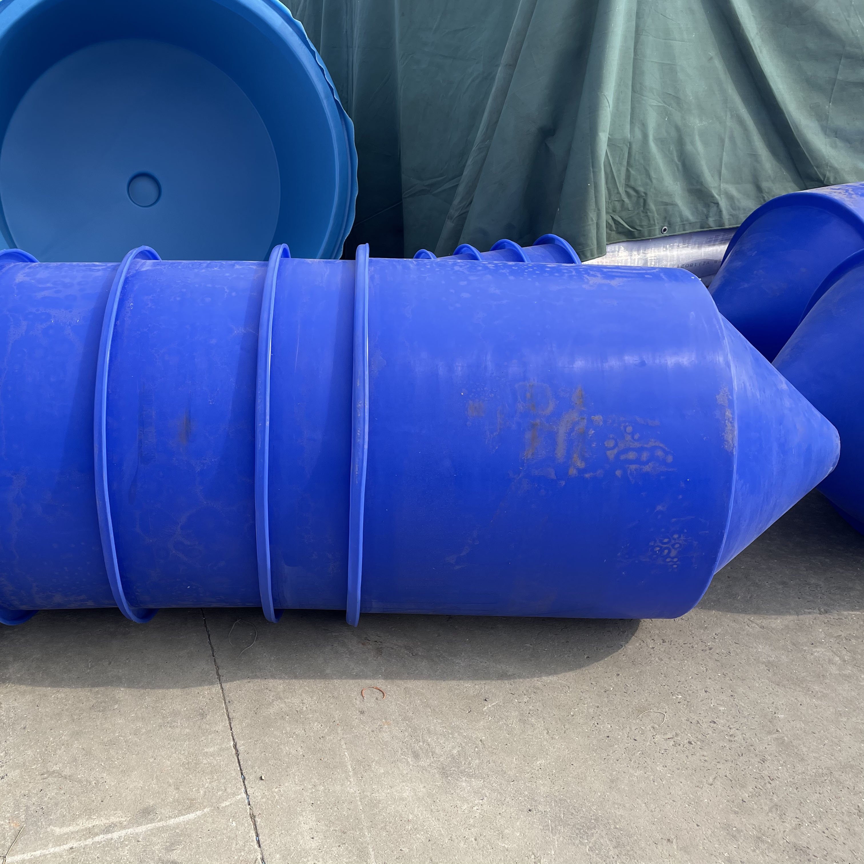 china supplier Polyethylene rotomolded manufacturer blue flexible plastic aquarium koi fish tank
